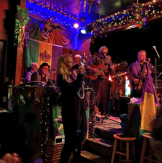 Crawdaddies at Blind Willie's